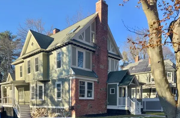 59 Beechmont St, Worcester, MA 01609