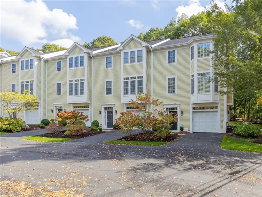 923 Lagrange St #923, Boston, MA 02132 - Image #2