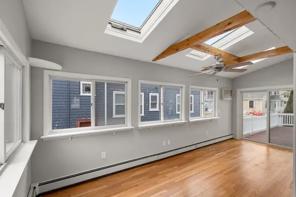 37 Evans St, Watertown, MA 02472