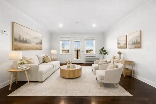 39 Fayette St #403, Quincy, MA 02171