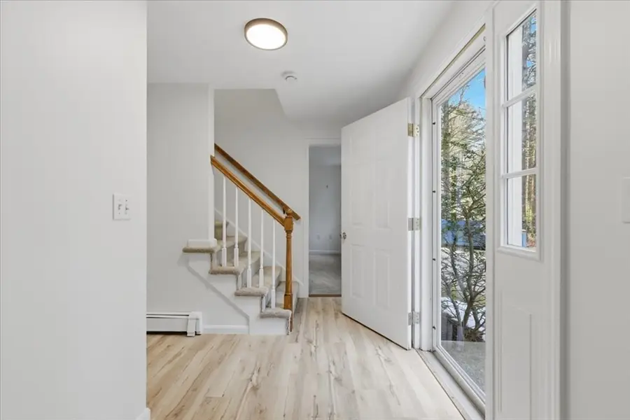 66 Box Pond Dr, Bellingham, MA 02019 - Image #3