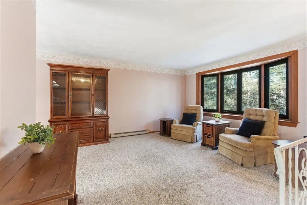 1 Blossom Dr, Billerica, MA 01821 - Image #1