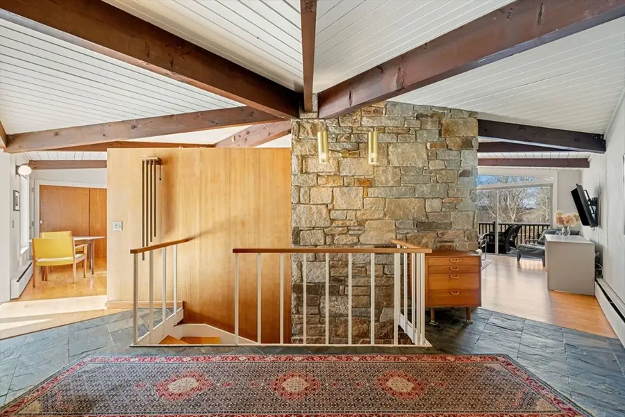 15 Westview Dr, Sutton, MA 01590 - Image #3