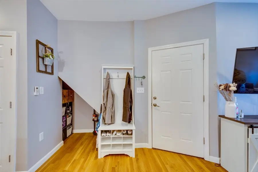 266 Bowen St #1, Boston, MA 02127 - Image #2