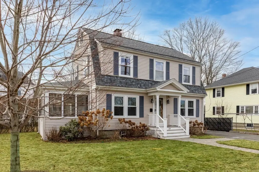 24 Lowell St, Woburn, MA 01801 - Image #1