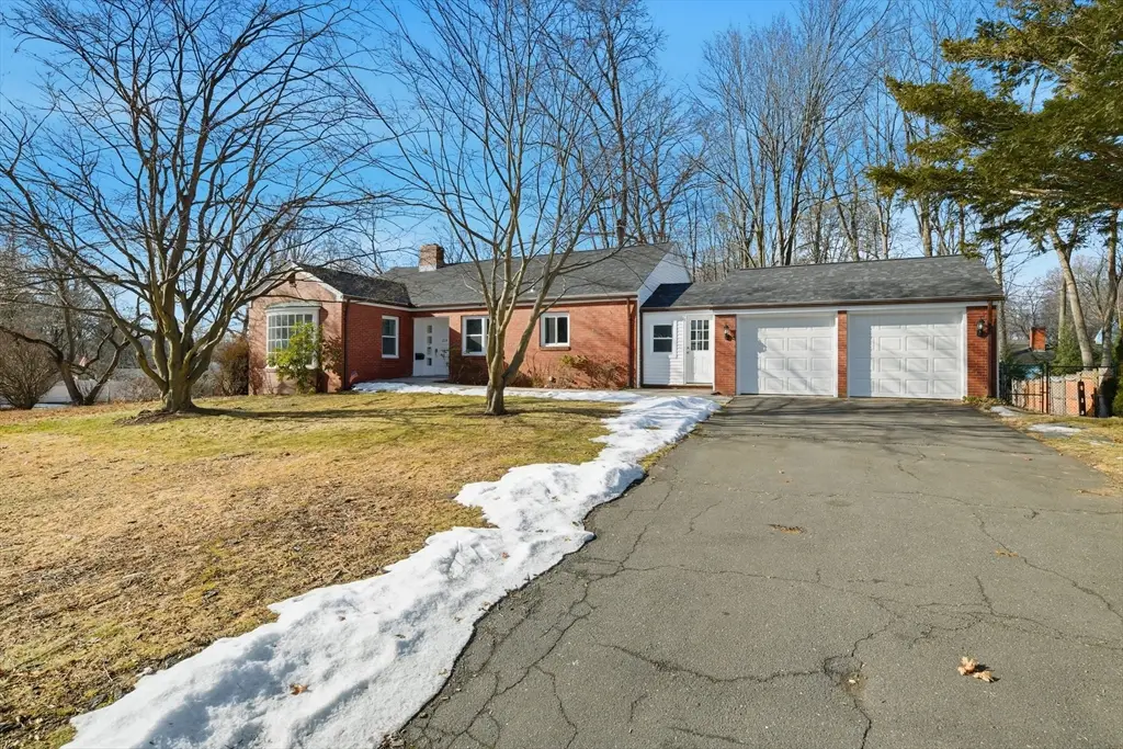 259 Ohio Ave, West Springfield, MA 01089 - Image #1