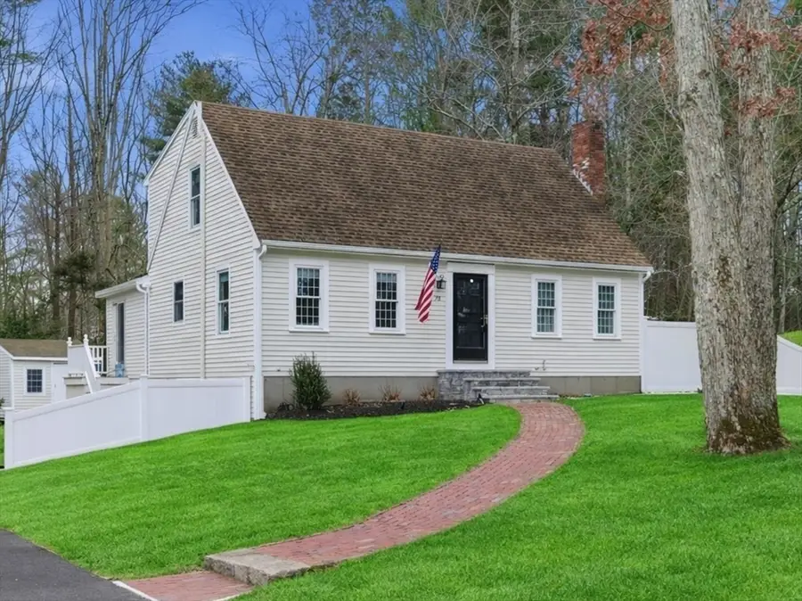 73 Shingle Mill Lane, Hanover, MA 02339 - Image #2