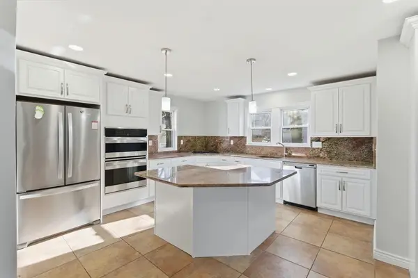 36 Chestnut St., Marlborough, MA 01752