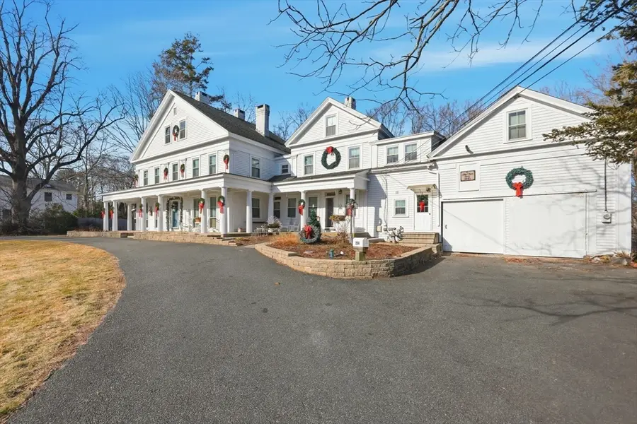 204 Village St, Medway, MA 02053 - Image #2