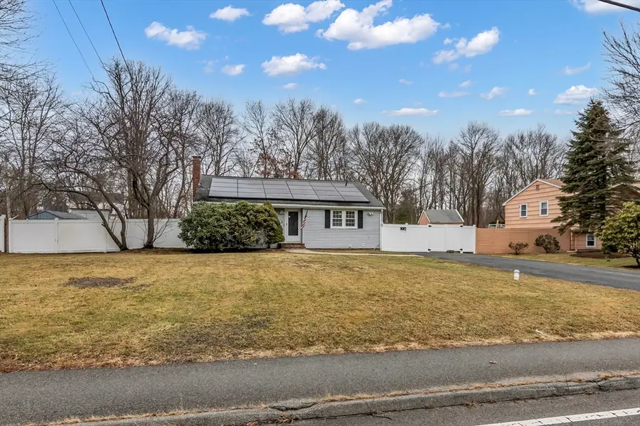 157 Spring St, East Bridgewater, MA 02333 - Image #3