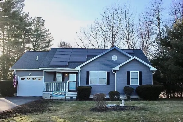 15 Elizabeth Dr #15, Northborough, MA 01532