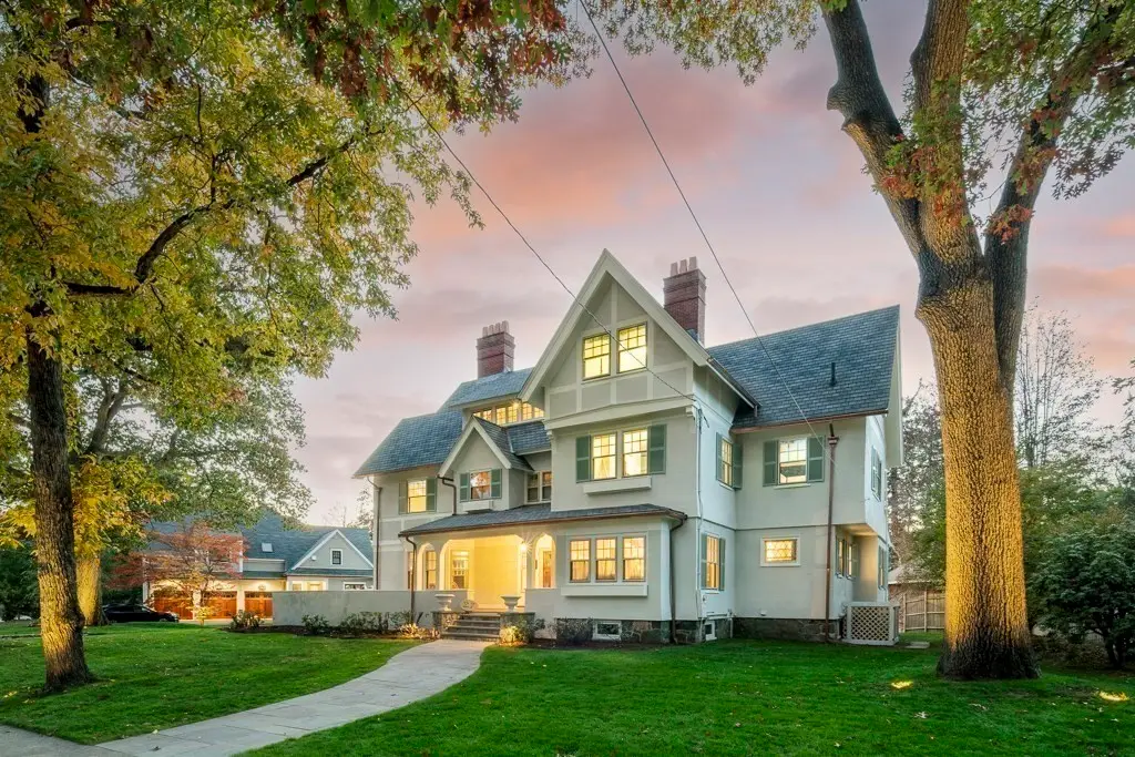 27 Everett Ave, Winchester, MA 01890 - #1