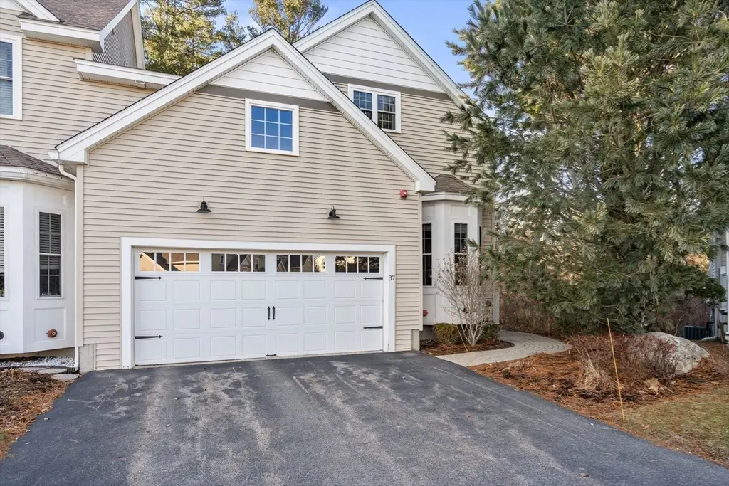 37 Garett Way #37, Holliston, MA 01746 - Image #1