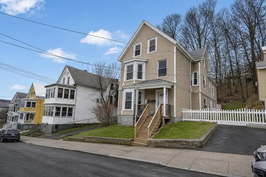 14 Freeman St, Haverhill, MA 01832 - #2