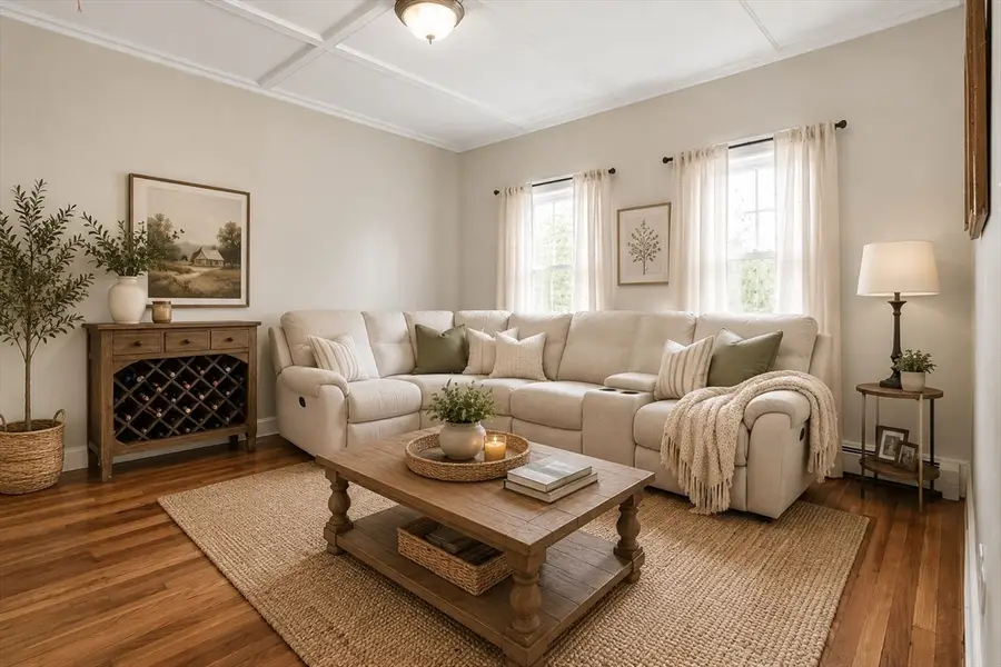 14 Freeman St, Haverhill, MA 01832 - #3
