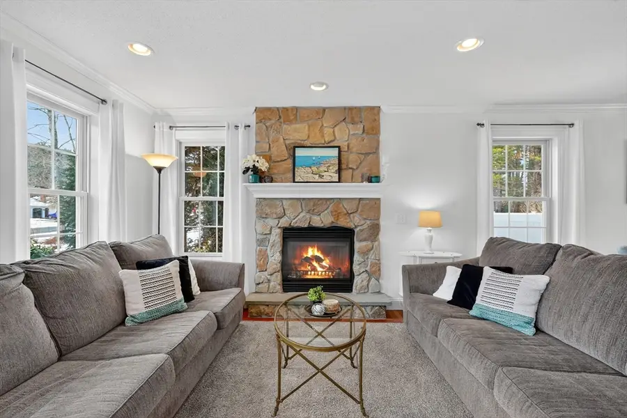 66 Lee St, East Longmeadow, MA 01028 - Image #2