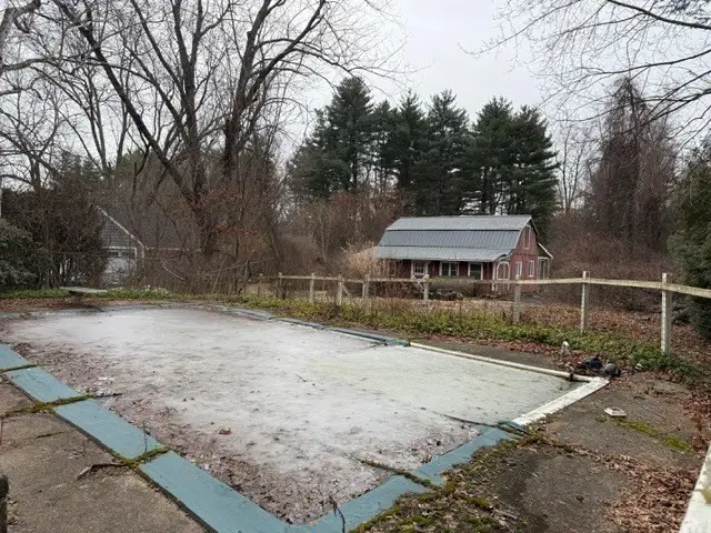 55 Allen St, East Longmeadow, MA 01028 - Image #2