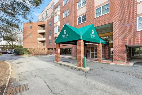 1 Watermill Pl #212, Arlington, MA 02476