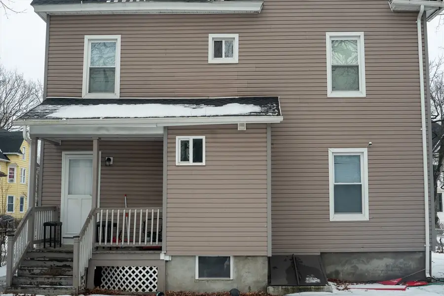 46 Mapledell St, Springfield, MA 01109 - Image #3