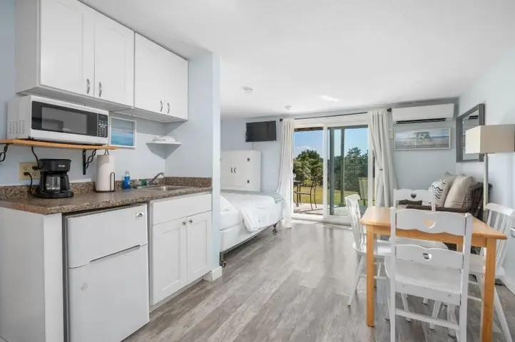 132 Shore Road #7, North Truro, MA 02652 - Image #1