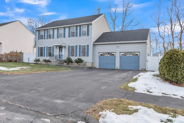 8 Modred Court, Worcester, MA 01602