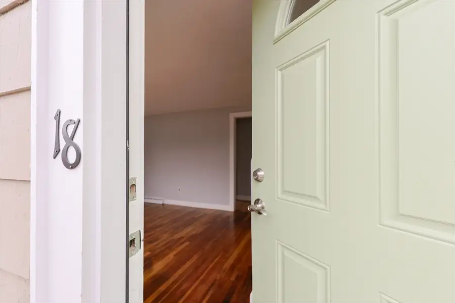 18 Huntington Ave, Plainville, MA 02762 - Image #3