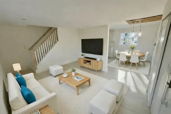 47 Bishop Dr #47, Framingham, MA 01702