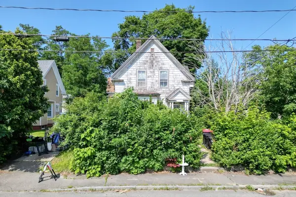 35 Brett St, Brockton, MA 02301