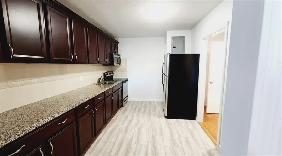 116 Spring St #D2, Boston, MA 02132 - Image #2