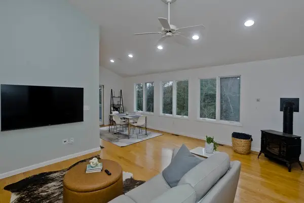 147 Chipman Road, Middlefield, MA 01243