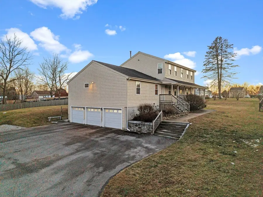 7 Deerfield Ln, Fairhaven, MA 02719 - Image #3