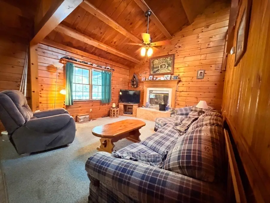 41 Kingsbury Rd, Spencer, MA 01562 - Image #3