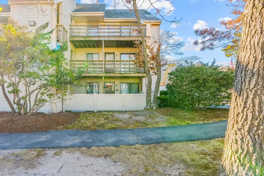 800 Bearse's Way #3NF, Hyannis, MA 02601 - Image #3