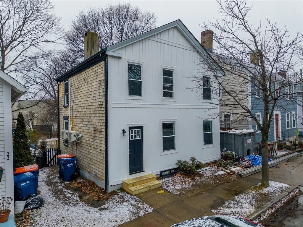 24 Middle St, Fairhaven, MA 02719 - Image #1