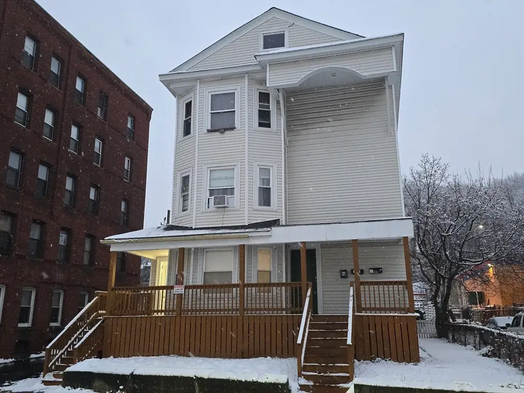 4 Preston St, Worcester, MA 01610 - #1