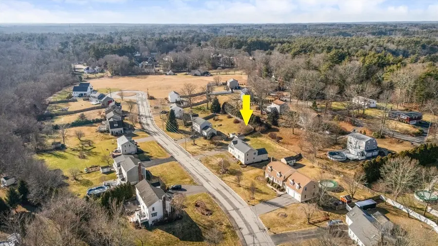 35 Nelson Dr, Bridgewater, MA 02324 - Image #3