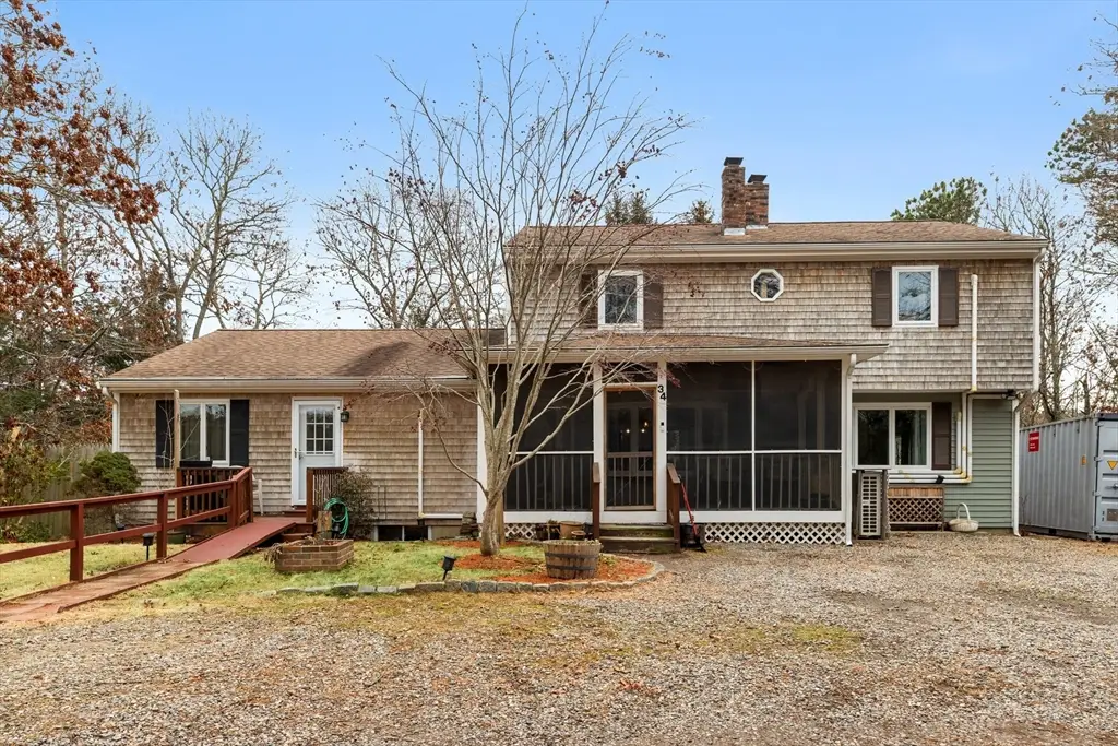 34 Rainbow Ln, Mashpee, MA 02649 - Image #1