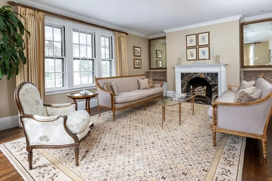 394 Hammond St, Newton, MA 02467 - Image #2