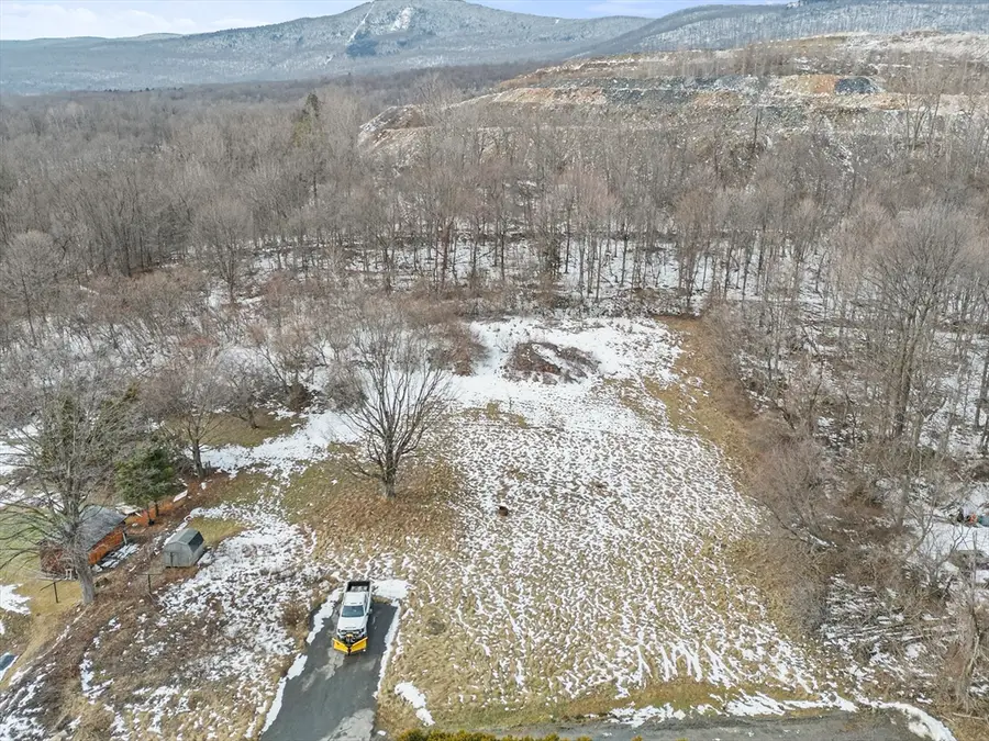 14 Hastings St, Adams, MA 01220 - #2