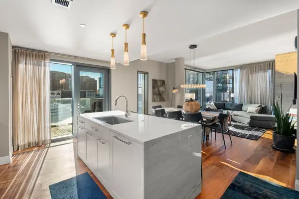 300 Pier 4 Blvd #6M, Boston, MA 02110