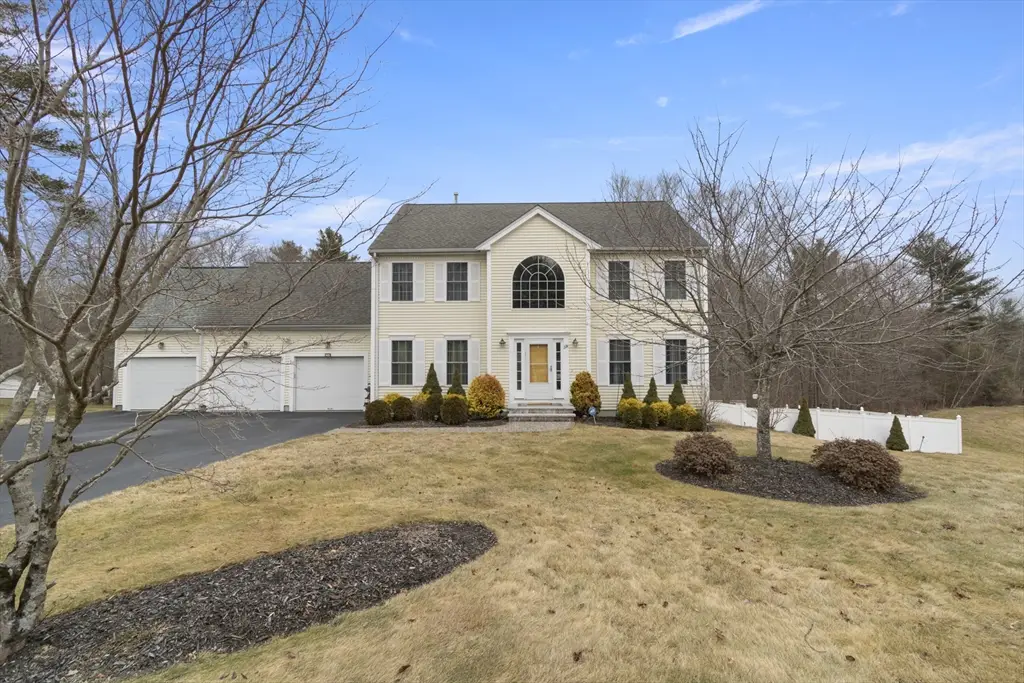 224 Whippoorwill, Raynham, MA 02767 - Image #1
