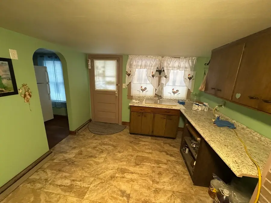 98 Medway St, Norfolk, MA 02056 - Image #3