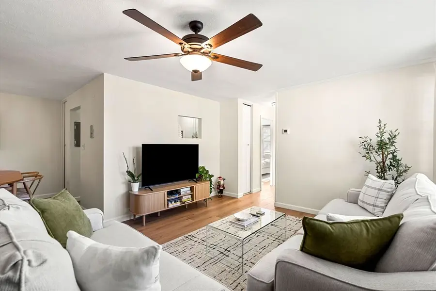 5 Woodsum Dr #12, Braintree, MA 02184 - Image #3