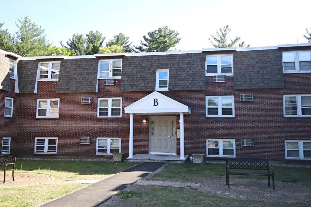 870 Haverhill St #2B, Rowley, MA 01969 - Image #1