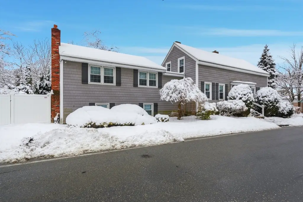 136 Bedford Rd, Woburn, MA 01801 - Image #1