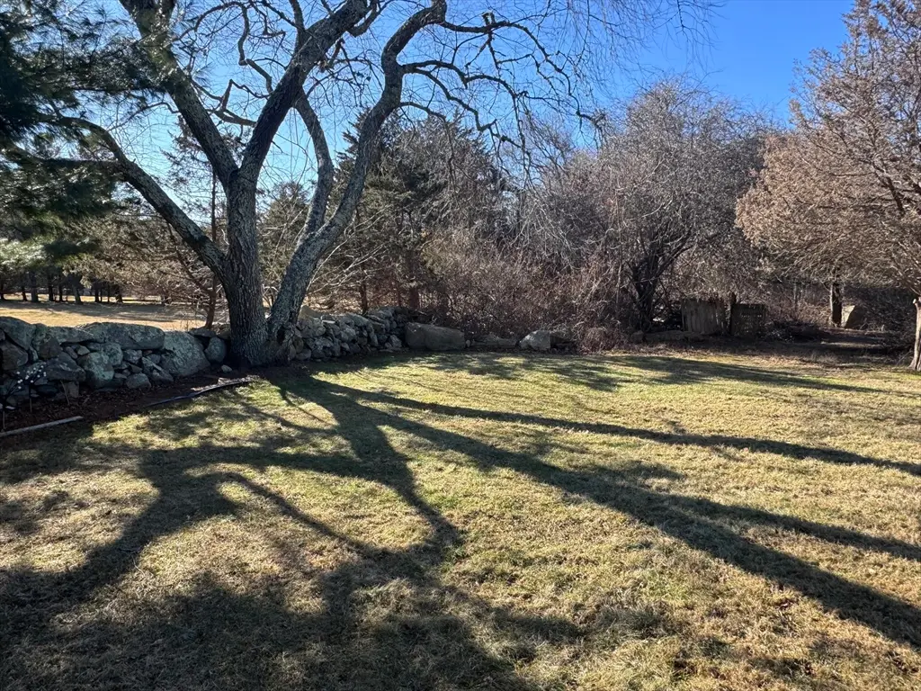 1371 Drift Rd, Westport, MA 02790 - Image #1