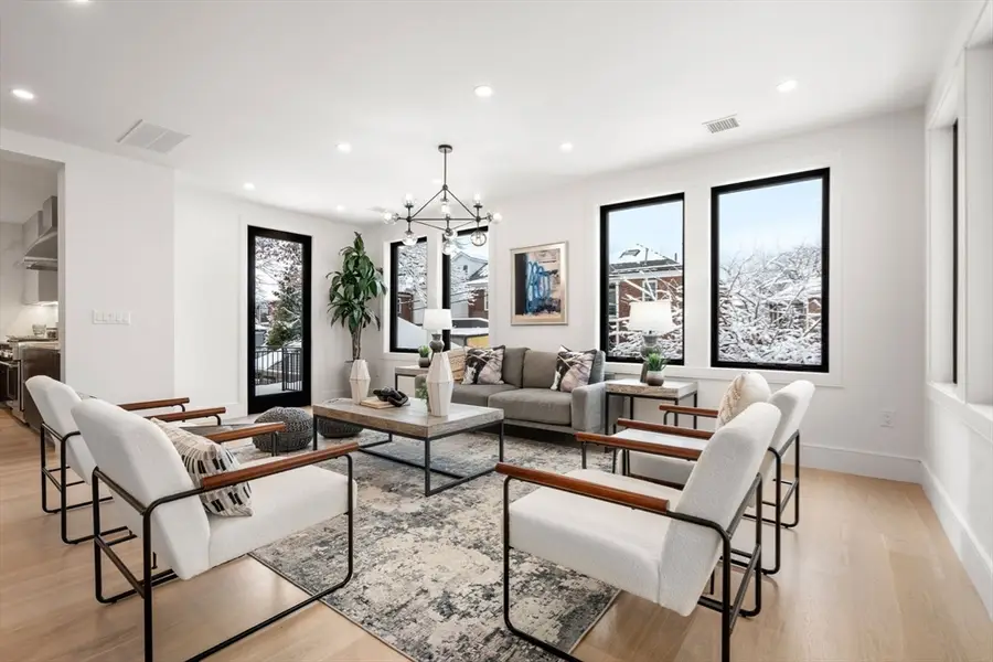 116 Thorndike St #2, Brookline, MA 02446 - Image #3