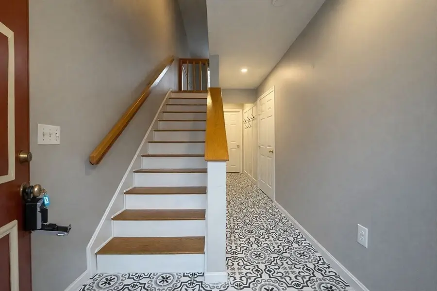 128 Heritage Dr #128, Tewksbury, MA 01876 - Image #2