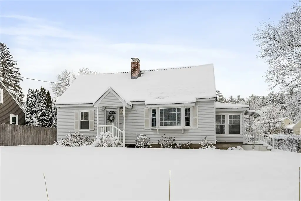 18 Frank St, North Chelmsford, MA 01863 - Image #1