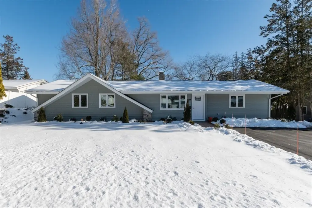 689 Old Connecticut Path, Framingham, MA 01701 - Image #1